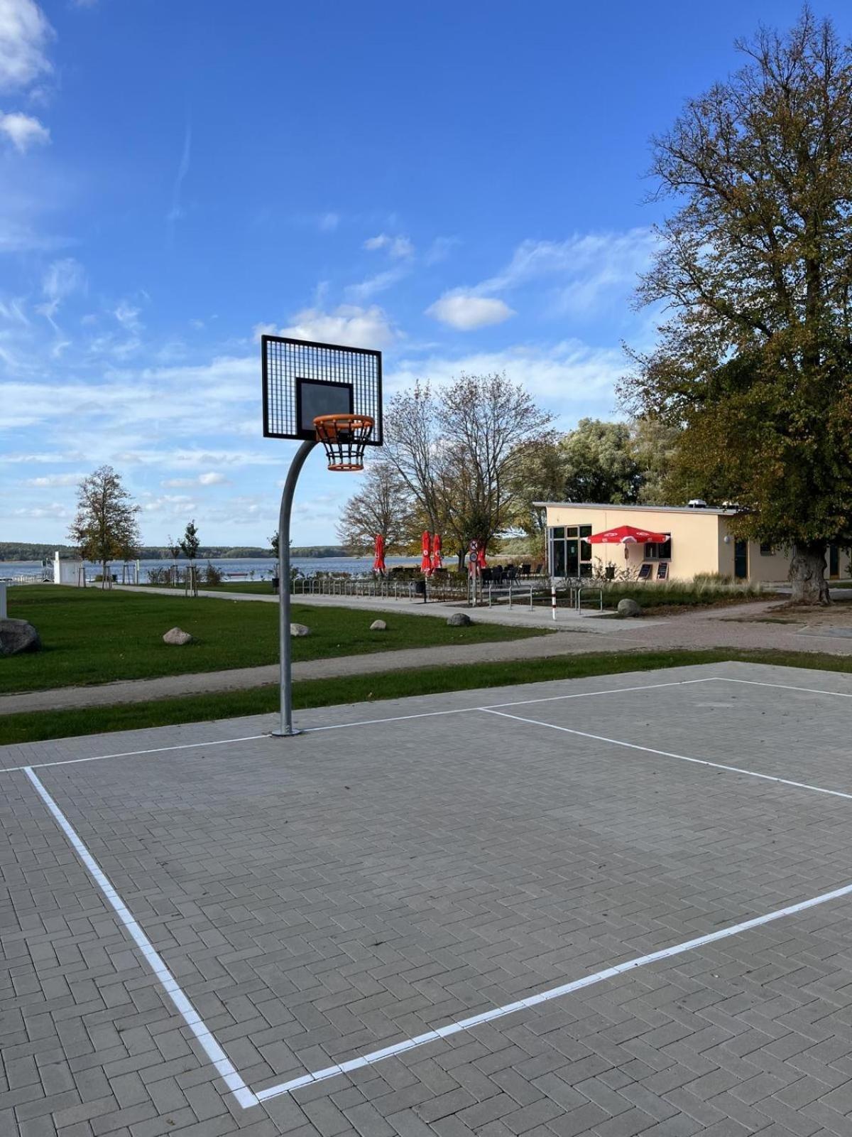 Alleenhuus Warin Exterior photo